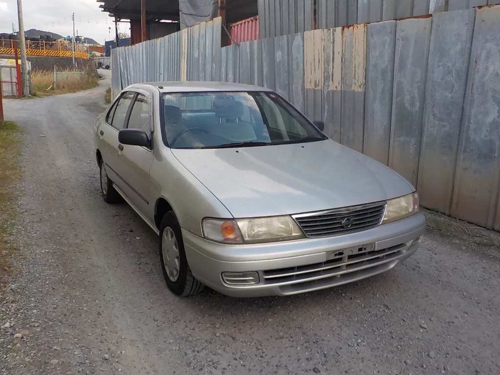 Nissan Sunny