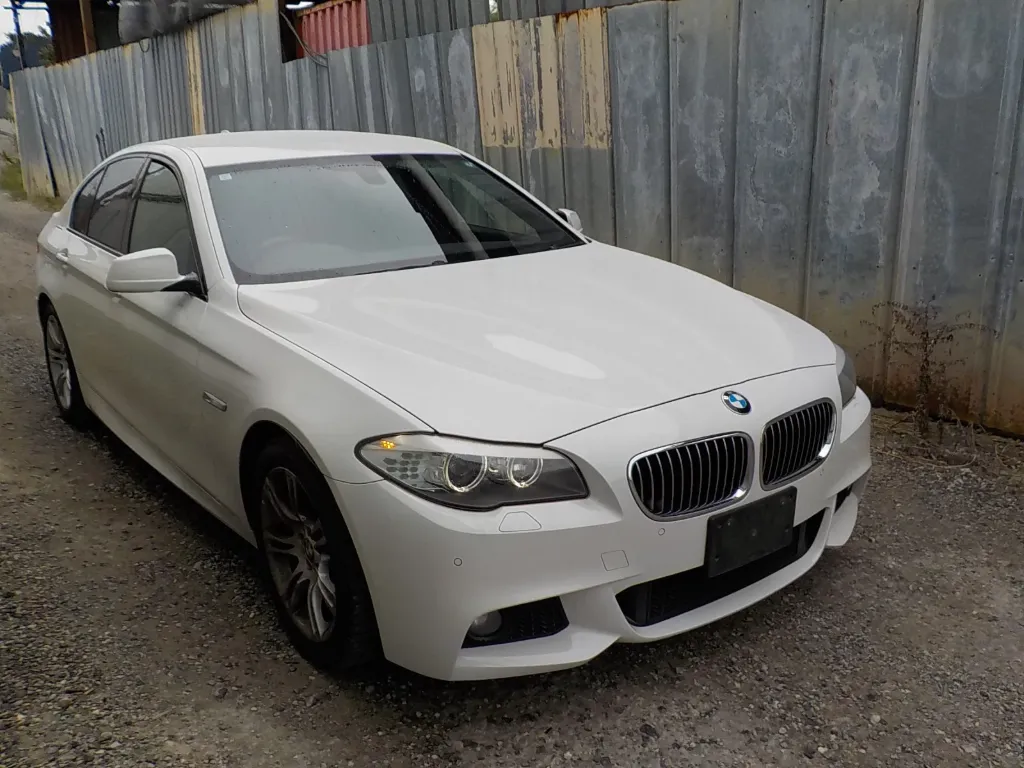 BMW 523D